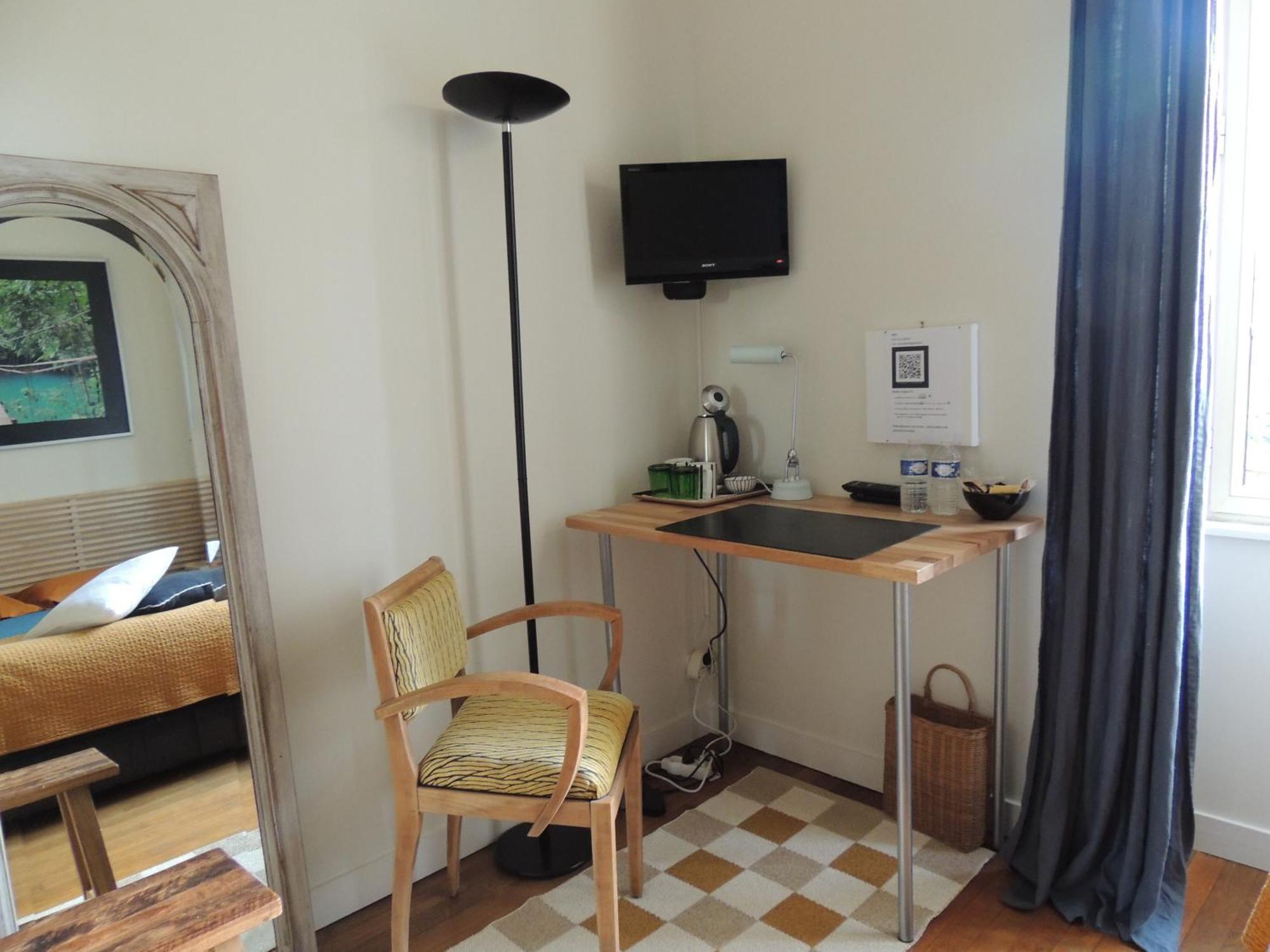 Chambre D'Hote Le Jardin De L'Esplanade Rennes Centre Et Gare Exterior photo